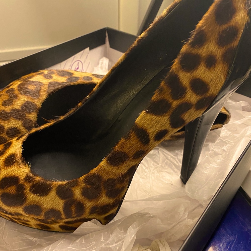 INC Leopard Print Heels - Picture 3 of 3